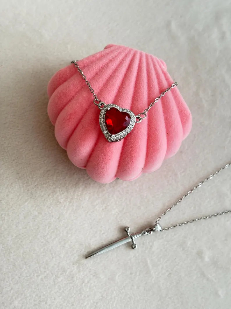 2pcs Heart and Sword Necklace Set |